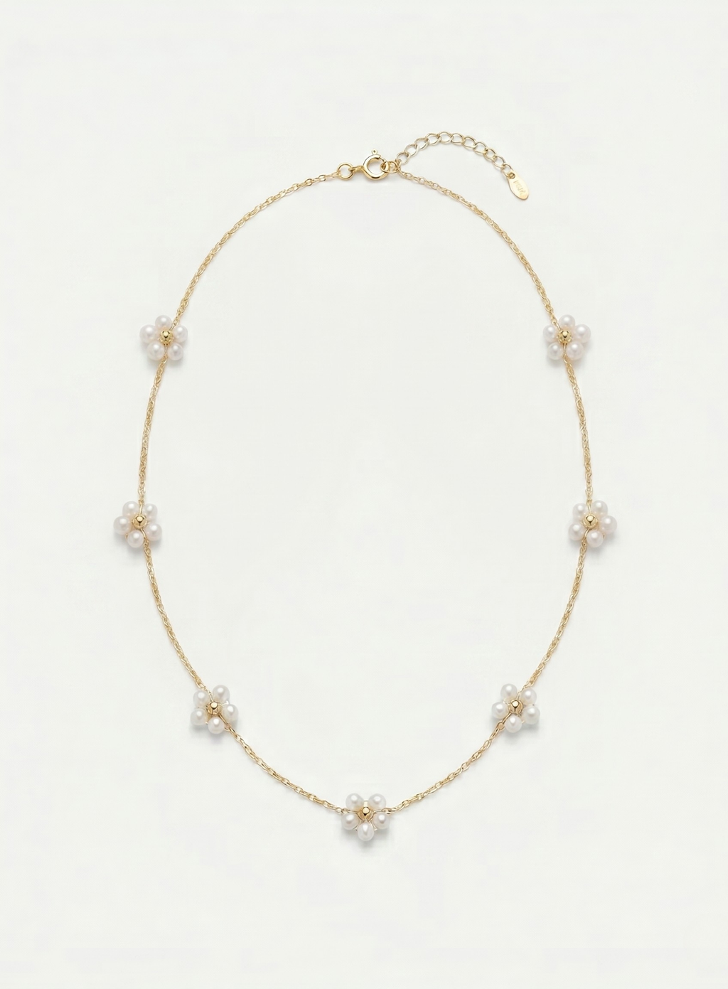 Collar Elegance Floral