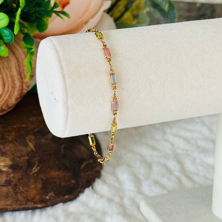 Pulsera Isabella z večbarvnimi kamni
