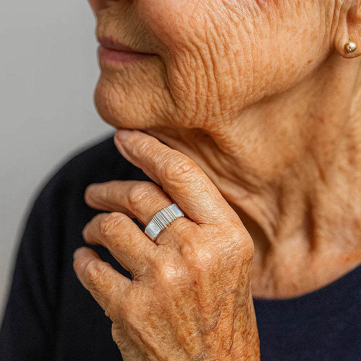 Boho ring med guldtråd