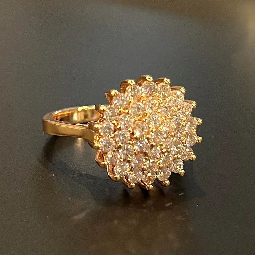 Ring Blomst og Zirkonia med Krystaller