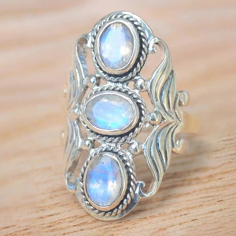 Anillo Sofía Kamena Luna