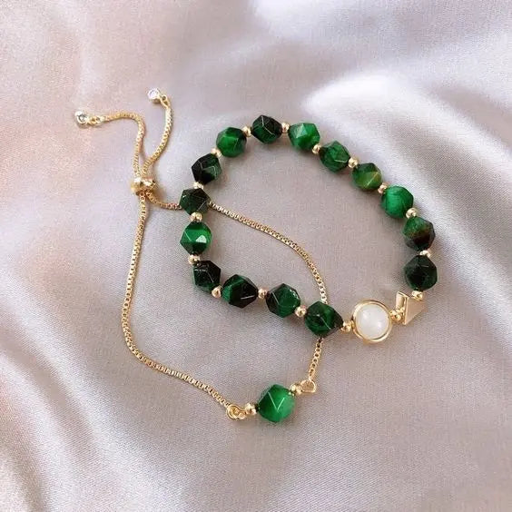 Elegante grønne armbånd