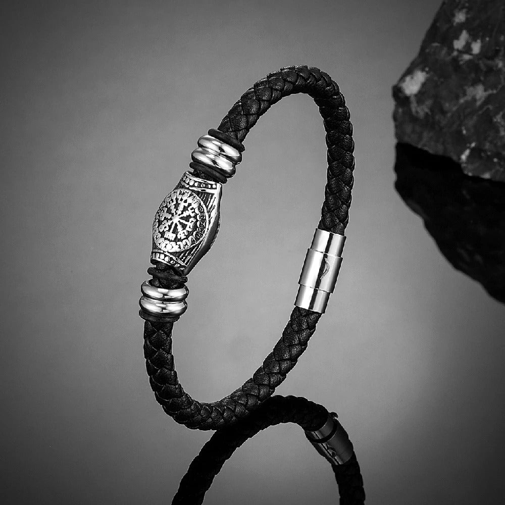 Sort flettet læderarmbånd med Vikingekompas